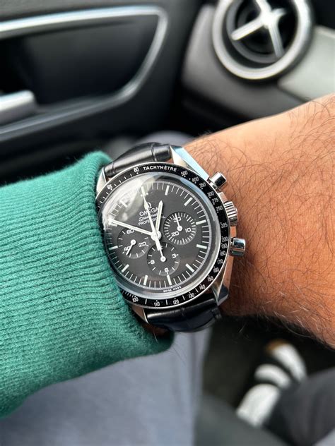 omega speedmaster professional wrist review